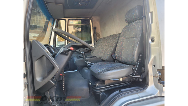 Cargo 815 E ano 2011 chassi, motor cummins