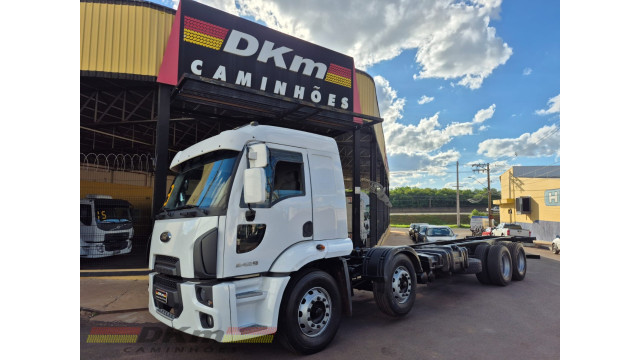 Cargo 2429 manual 2013 completo 8x2 chassi Cargo 2429 manual 2013 completo 8x2 chassi