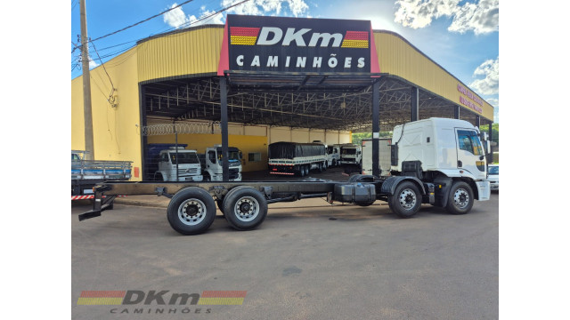 Cargo 2429 manual 2013 completo 8x2 chassi