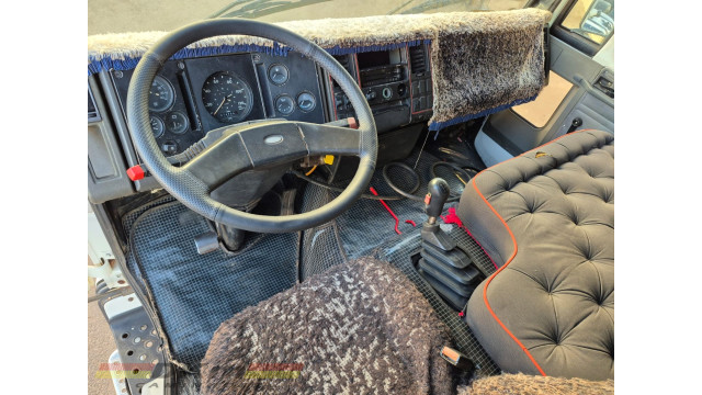 Cargo 1418 ano 1987 chassi 8x2 mecanica 310.