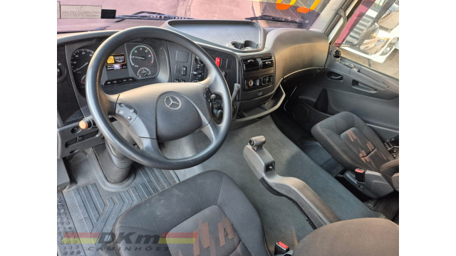 M.Benz/Axor 2536 S ano 2020 automatico 6x2 completo