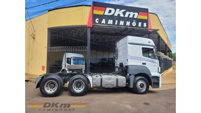 M.Benz Axor 2544 S ano 2014 automatico 6x2 completo