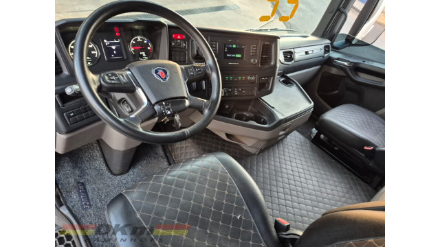 Scania R 540 A6x4 ano 2022 completo