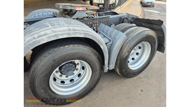 Scania/R 400 A 6x2 ano 2015 automatico opticruise