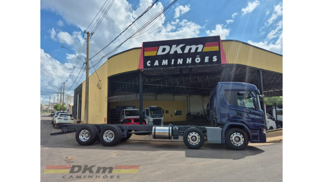 Scania P 360 ano 2021 automatico 8x2 completo (leia o anuncio) Scania P 360 ano 2021 automatico 8x2 completo (leia o anuncio)