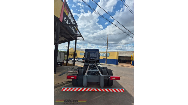 Scania P 360 ano 2021 automatico 8x2 completo (leia o anuncio) Scania P 360 ano 2021 automatico 8x2 completo (leia o anuncio)