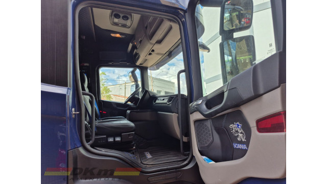 Scania P 360 ano 2021 automatico 8x2 completo (leia o anuncio) Scania P 360 ano 2021 automatico 8x2 completo (leia o anuncio)