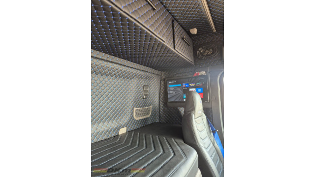 Scania P 360 ano 2021 automatico 8x2 completo (leia o anuncio) Scania P 360 ano 2021 automatico 8x2 completo (leia o anuncio)