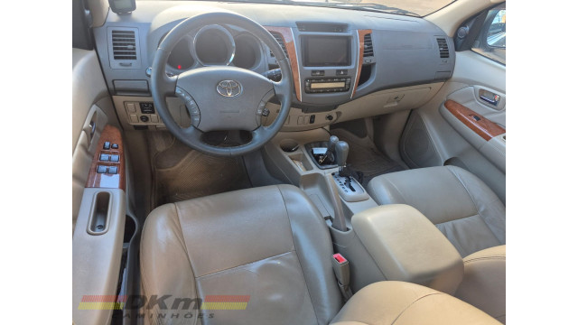 Toyota SW 4 SRV 2010 automatica 4x4 diesel 07 lugares