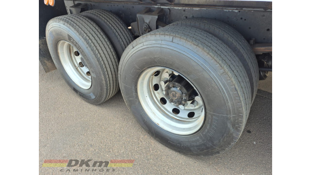 VW 19.320 constellation 2008 báu 10mt. completo 6x2