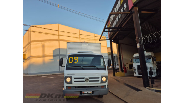 VW/8.150E  delivery 2009 c/baú