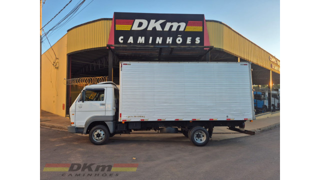 VW/8.150E  delivery 2009 c/baú