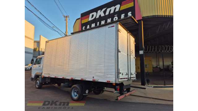 VW/8.150E  delivery 2009 c/baú