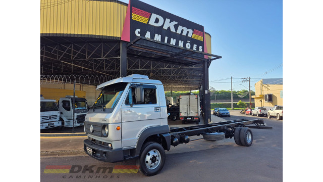 VW 9.160 ano 2012 com A/C chassi 4x2 VW 9.160 ano 2012 com A/C chassi 4x2