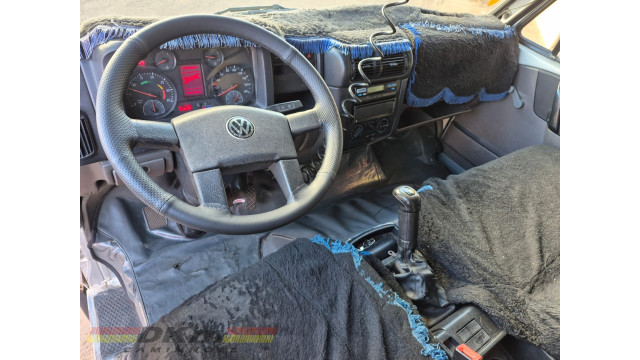 VW 9.160 ano 2012 com A/C chassi 4x2