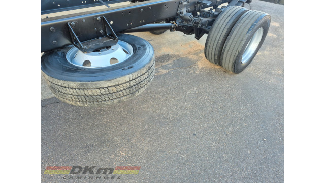 VW 9.160 ano 2012 com A/C chassi 4x2