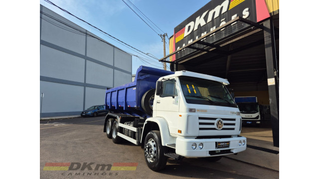 VW 17.250E ano 2011 caçamba facchini 12 m3 