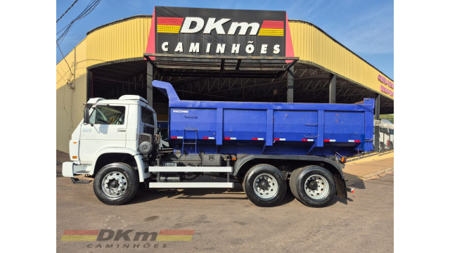 VW 17.250E ano 2011 caçamba facchini 12 m3 