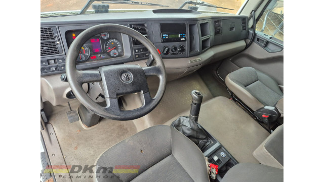 VW 19.330 constellation 2015 completo 6x2 chassi