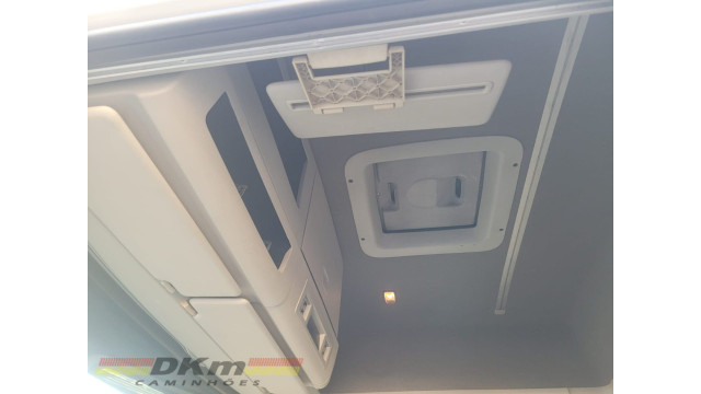 VW/24.280 ano 2021 manual 6x2 completo