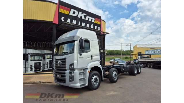 VW 30.330 ano 2021 automatico completo  8x2 