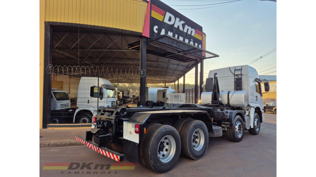 VW 24.330 prime 2019 roll on 8x2 completo manual