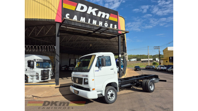 VW/8.120 Worker 2004 chassi 4x2 (MWM X 10)