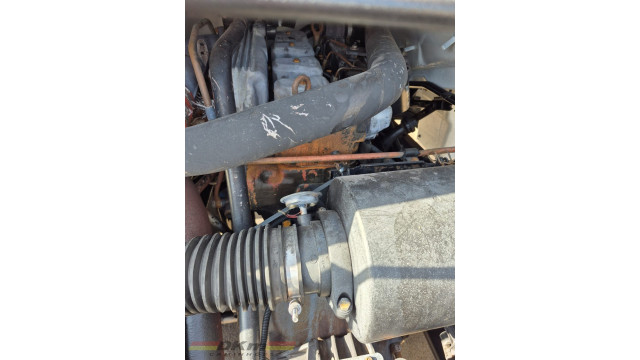 VW/8.120 Worker 2004 chassi 4x2 (MWM X 10)