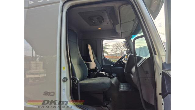 Volvo/VM 310 4x2t 2011