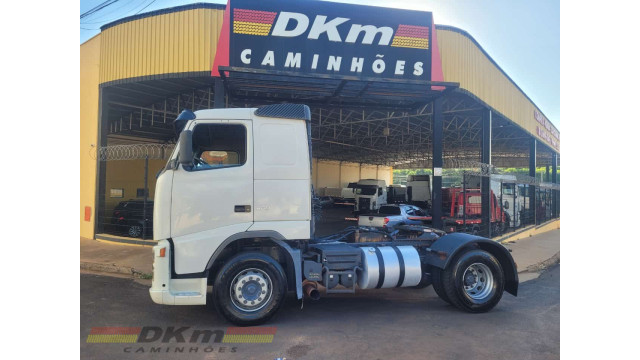 Volvo/FH 400 ano 2009 manual 4x2 