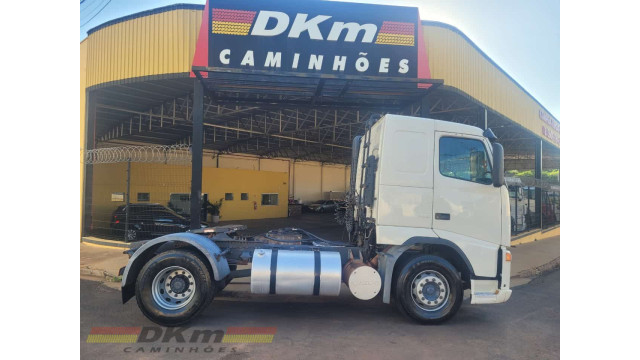 Volvo/FH 400 ano 2009 manual 4x2 