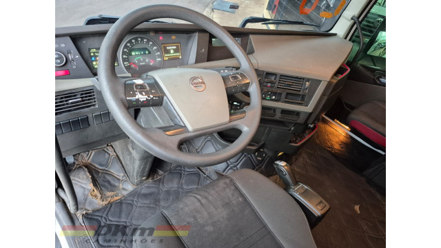 Volvo/FH 460  6x2T i.shift  2020 completo automatico