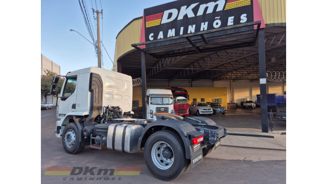 Volvo /VM 360 i.shift 2024 automatico 4x2