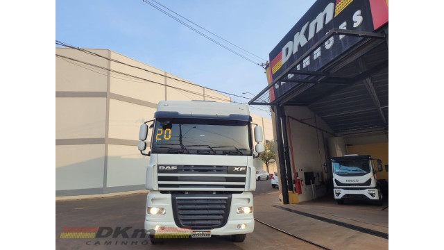 DAF/XF 105.510 FTT ano 2020  automatico 6x4 completo