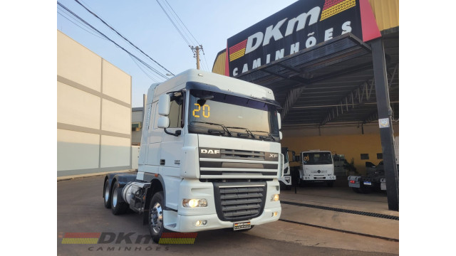 DAF/XF 105.510 FTT ano 2020  automatico 6x4 completo
