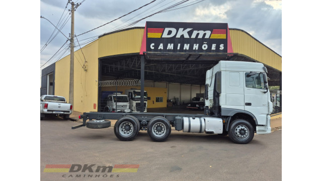 DAF XF/FTT 530 plataforma 2021 completo 6x4 aut.