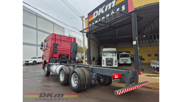 DAF XF/FTT 530 plataforma 2021 completo 6x4 aut.