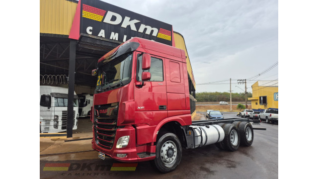 DAF XF/FTT 530 plataforma 2021 completo 6x4 aut.