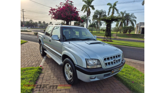 S/10 Executive 2008 diesel 4x2 completa CD.