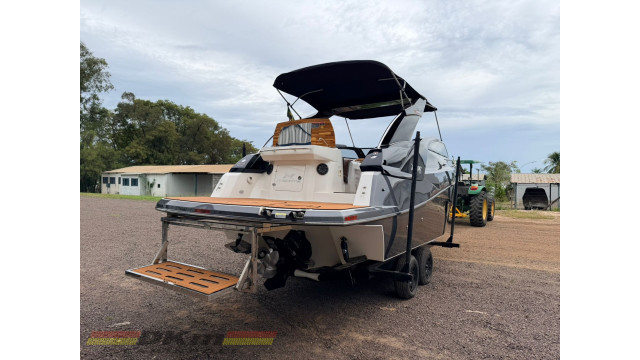 Lancha NX 290 ano 2022 - 67 horas