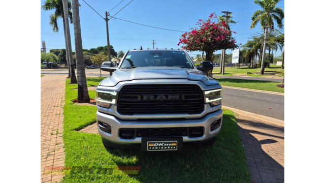 Ram 3500 Laramie 2022 c/ 39.000 km 