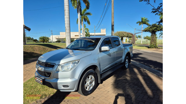S 10 LT 2.8 ano 2013  diesel 4x4 automatico